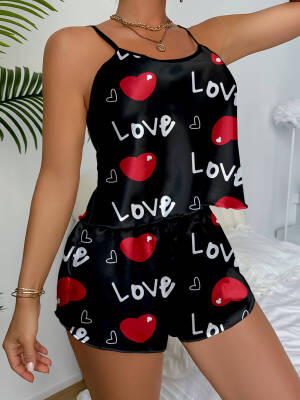 Aşk Temalı Kalp Desenli Siyah Saten Şortlu Gecelik Takım - hepimiz alalım
