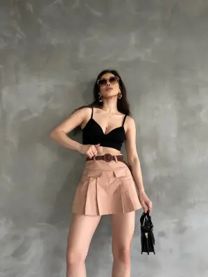 Bej Şort Etek – Şık ve Modern Kadın Modeli - 