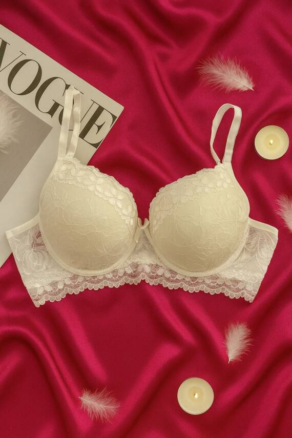 Beyaz Dantelli Push Up Sütyen Takımı - 2