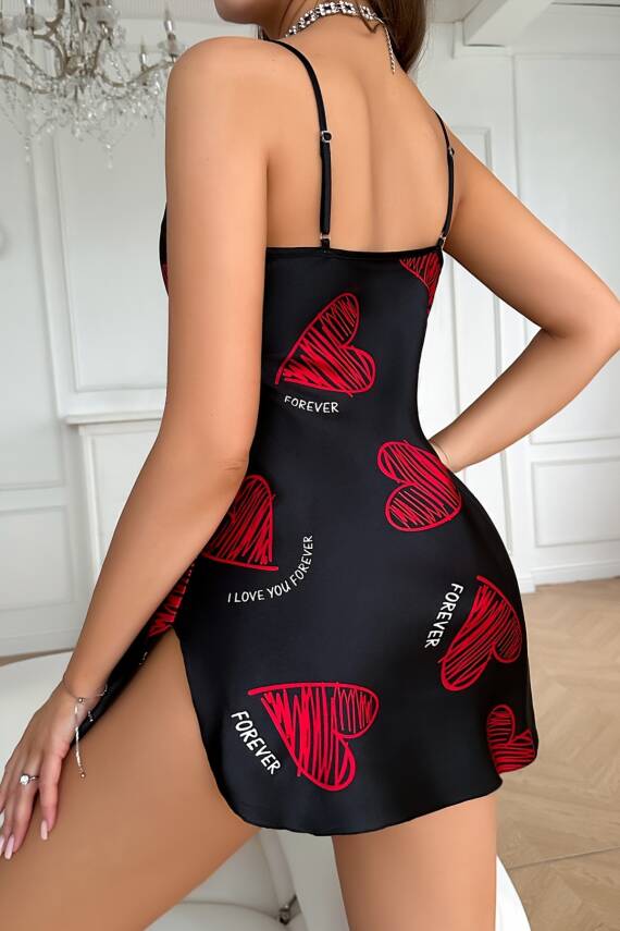 Büyük Kırmızı Kalp Desenli Siyah Saten Gecelik - 4