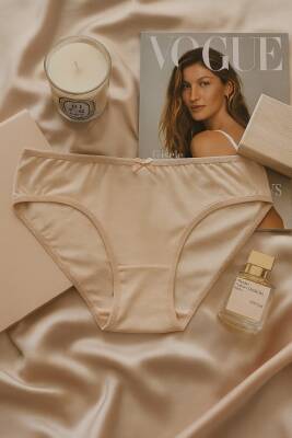 Kadın 5'li Pamuklu Külot Seti - Ten, Bej, Beyaz, Krem, Yeşil - Günlük Rahat Dikişsiz Slip - 2