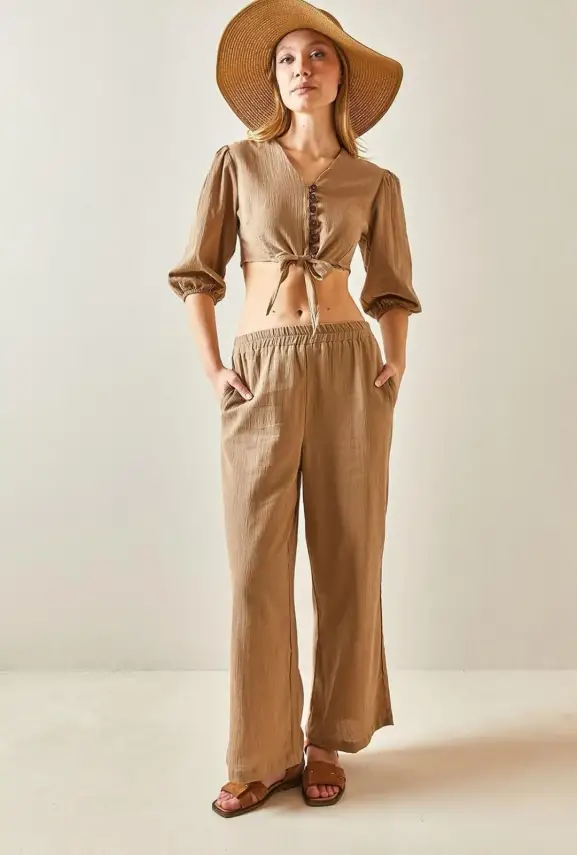 Kadın Bej Renk İkili Takım – Yazlık Rahat ve Şık - 1