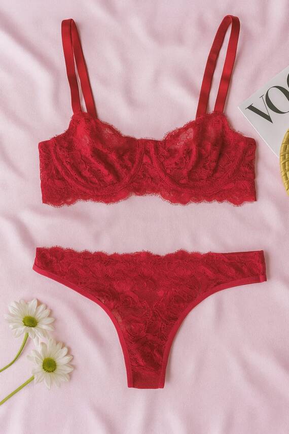 Kırmızı Dantel Bralet & Külot İç Giyim Takımı - 1