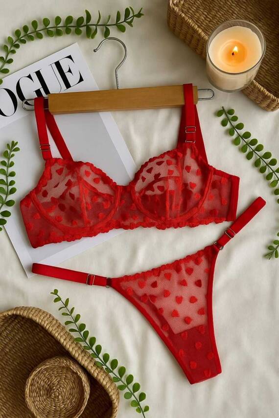 Kırmızı Kalp Desenli Şeffaf Dantel Sütyen Külot Takım - 2
