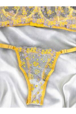 Sarı Çiçek İşlemeli Transparan Dantel Sütyen & String Takım - 4