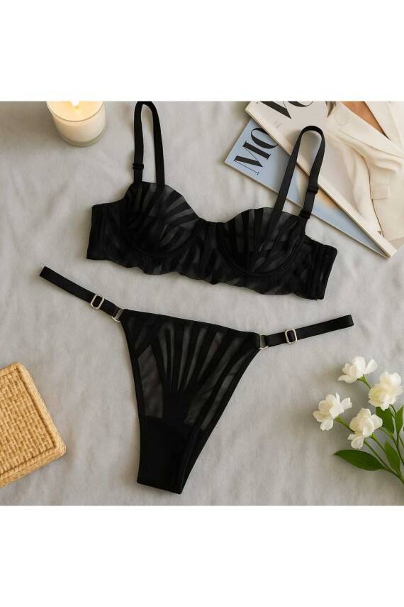 Şık Siyah Transparan Dantelli Sütyen ve Tanga Takımı - 2