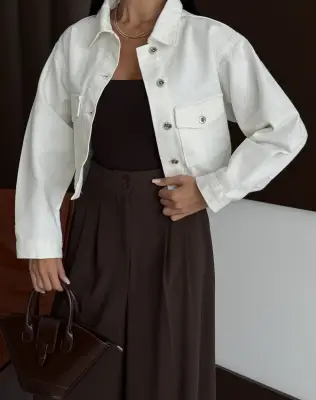 Siyah Crop Kadın Ceket | Şık ve Modern Kombinlerin Vazgeçilmezi - 3