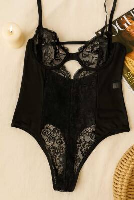 Siyah Dantel Detaylı Transparan Destekli Body Büstiyer - hepimiz alalım