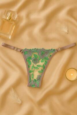 Yeşil Dantelli Şeffaf Çiçek İşlemeli Sütyen Külot Takımı - 3