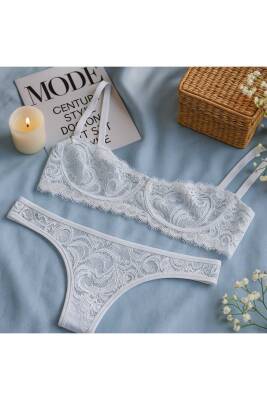 Zarif Dantelli Bralet ve String Külot Takımı - 3